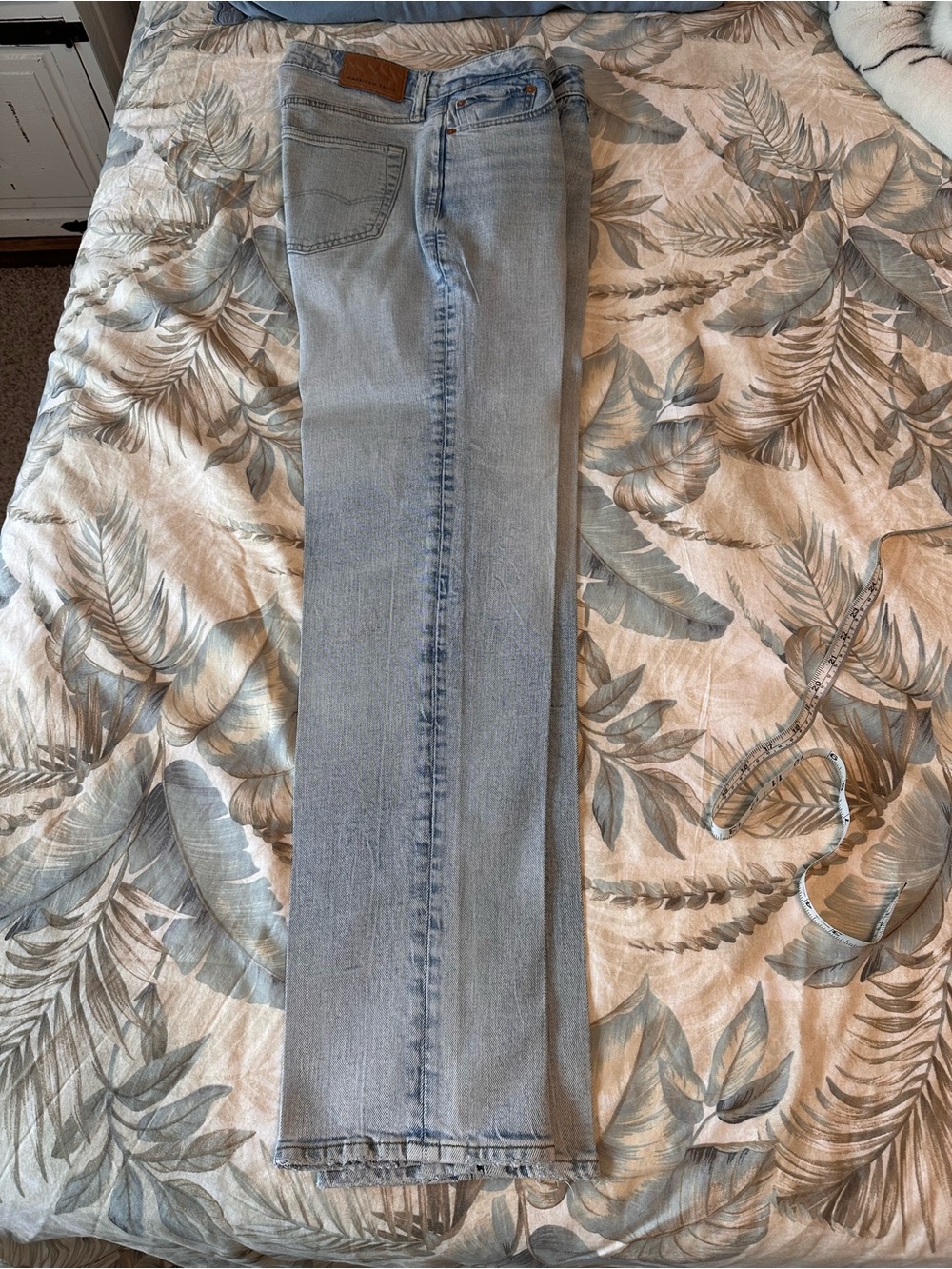 American Eagle Outfitters Light Blue Straight Leg Jeans